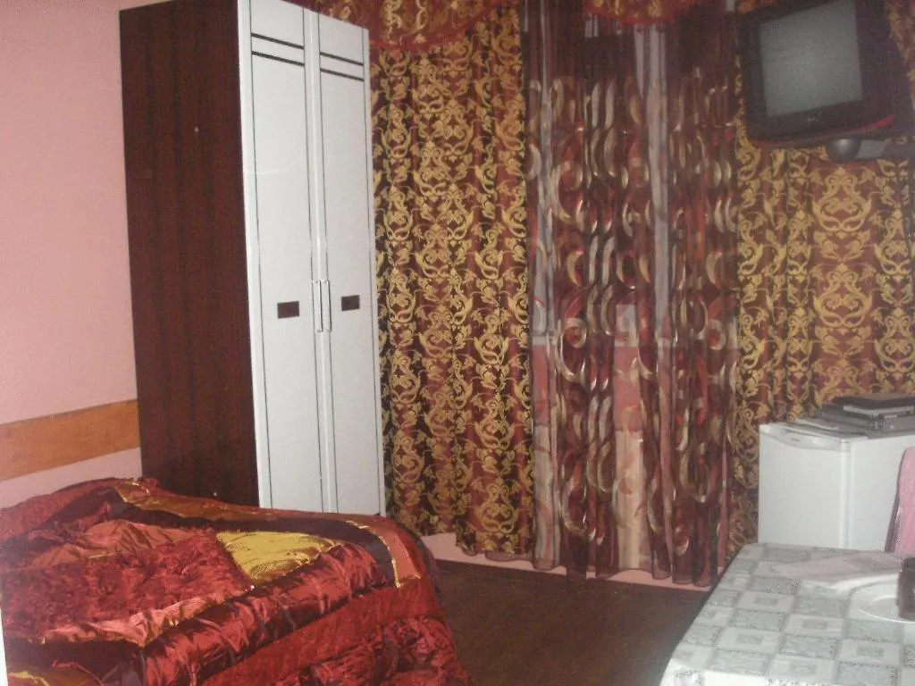 Guest house Tri Peskarya Hotel Nur-Sultan